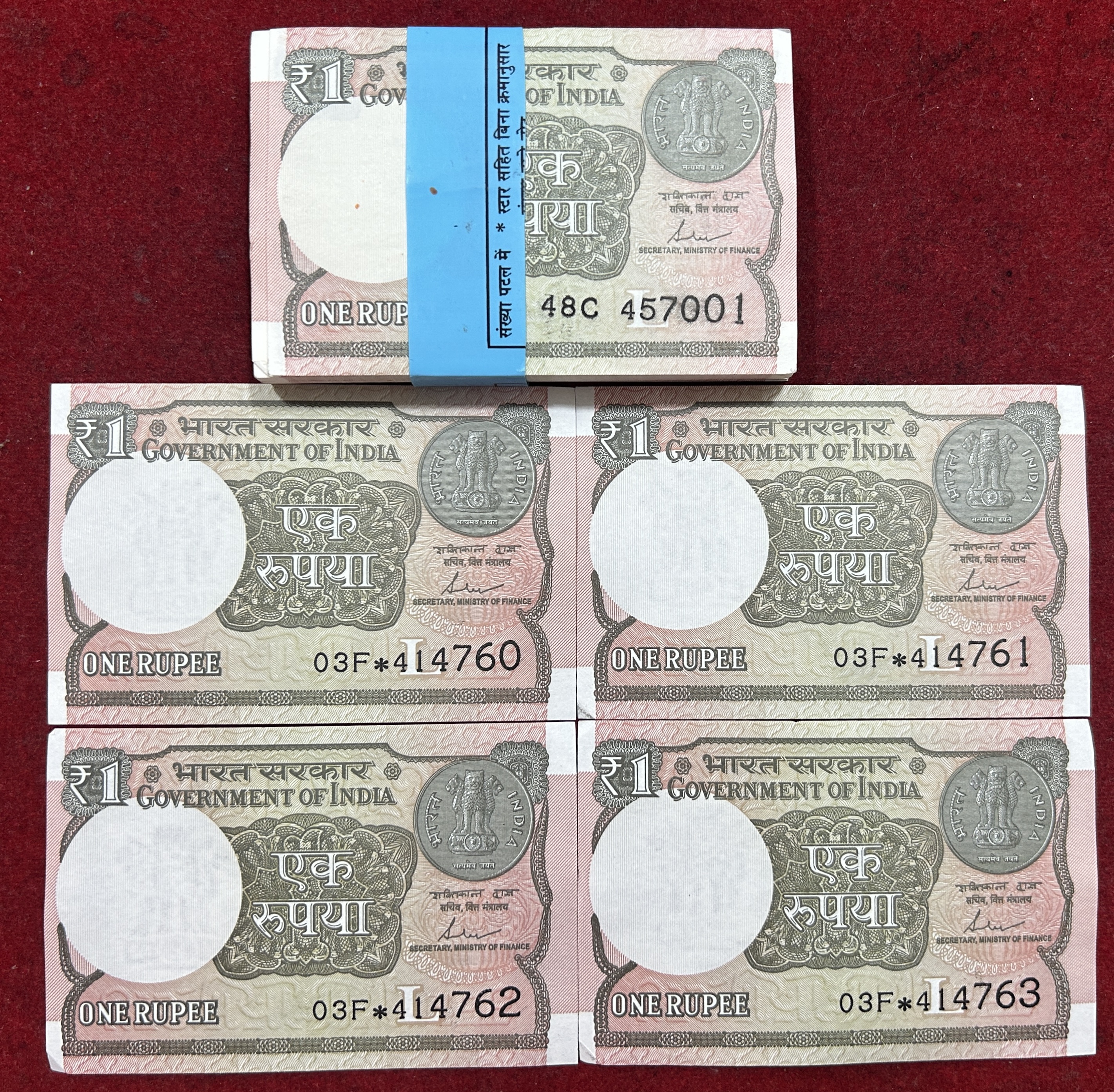1 RUPEE 2017 GOVERNOR SHAKTIKANT DAS RARE PACKET WITH 4 STAR NOTES