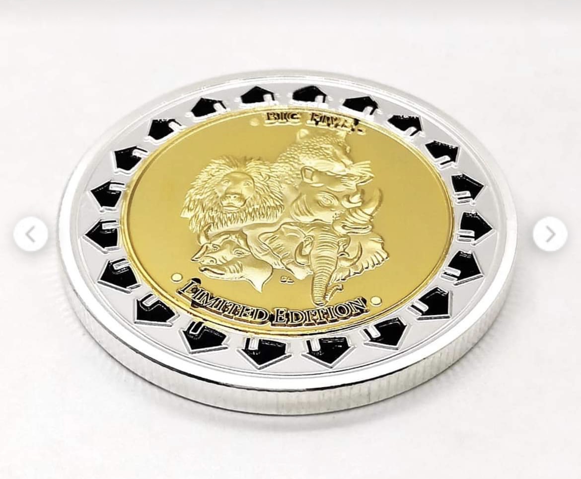 Zimbabwe One Hundred Trillion Dollars 2008 Rare UNC Coin with Capsule
