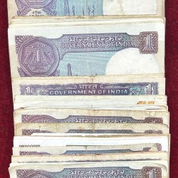 Alternative view of ONE RUPEES MIX GOVERNOR USED CONDITION (100 NOTE) LOTT #*132