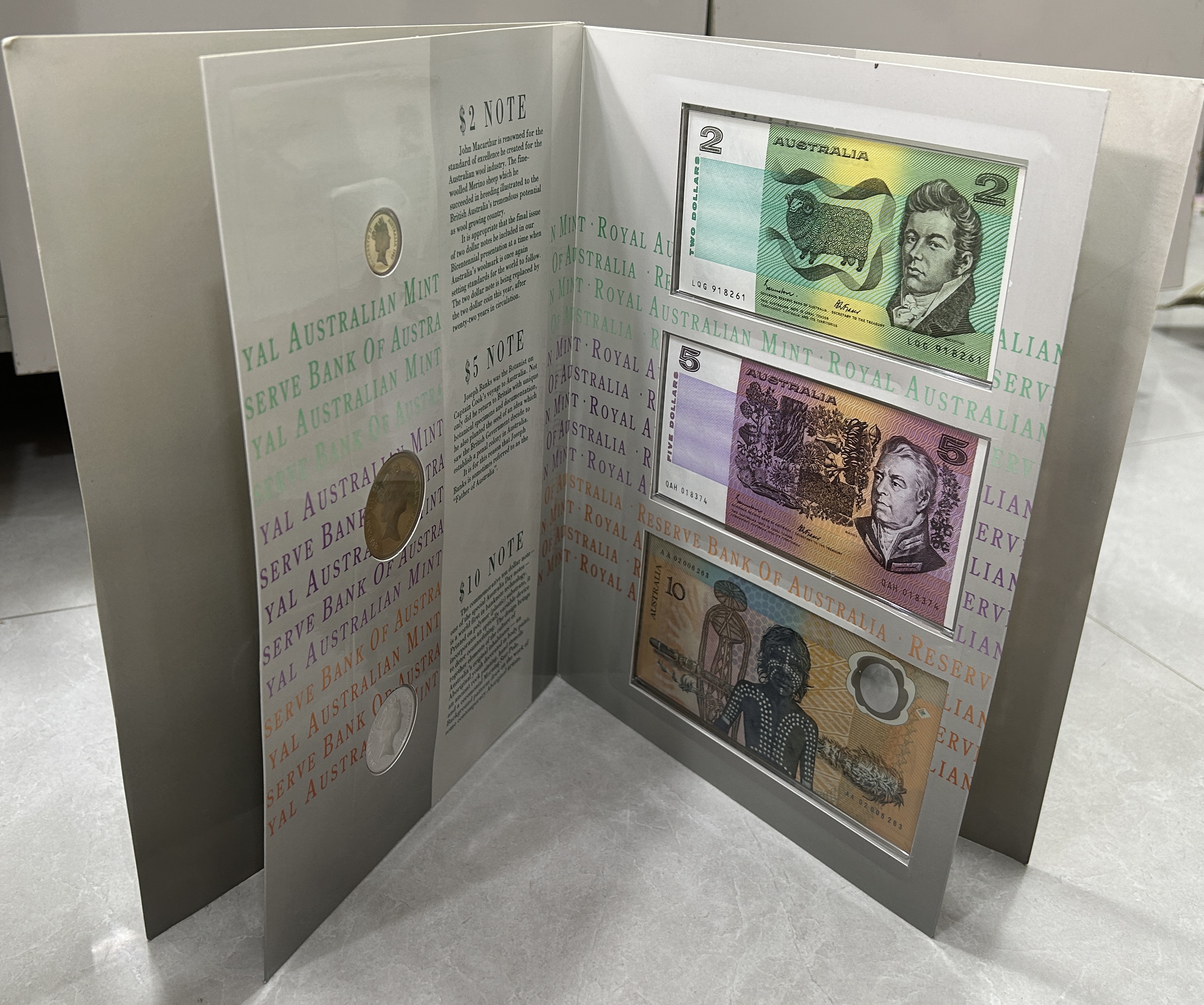Royal Australian Mint 1988 First Combines presentation Of Bicentennial Coin & Note Collection - Rare (3 Coin+ 3 Note) Included 1 Coin Silver + 1 Note Polymer with Folder and Certificate