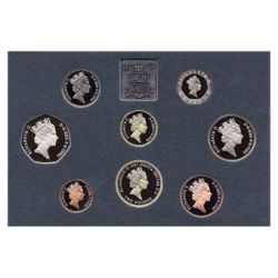 Alternative view of 1986 United Kingdom The Royal Mint Queen Elizabeth II Annual Proof 8 Coin Set Rare Beautiful