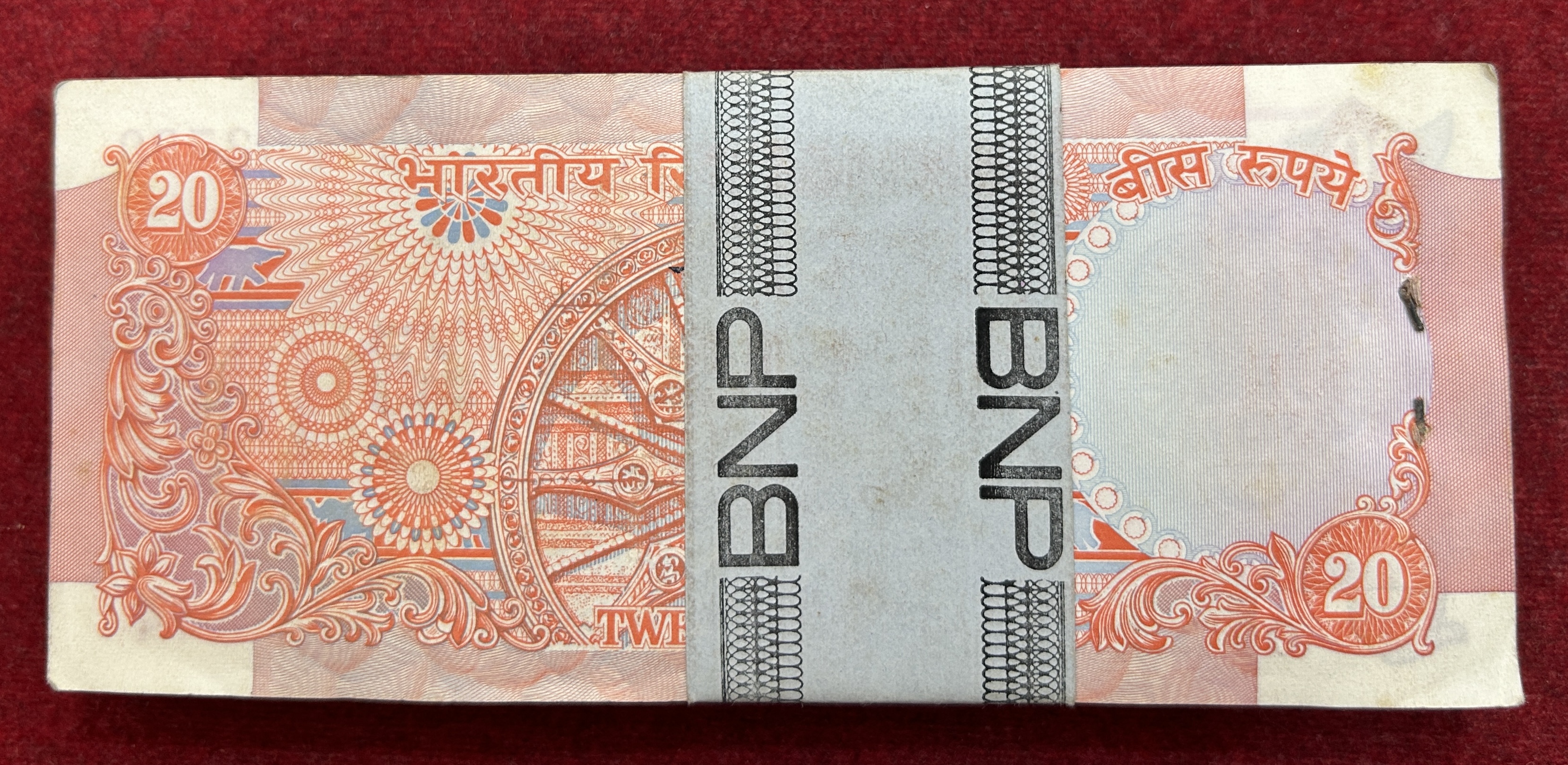 20 RUPEES OLD ISSUE GOVERNOR R.N.MALHOTRA UNC SERIAL PACKET - Image 2