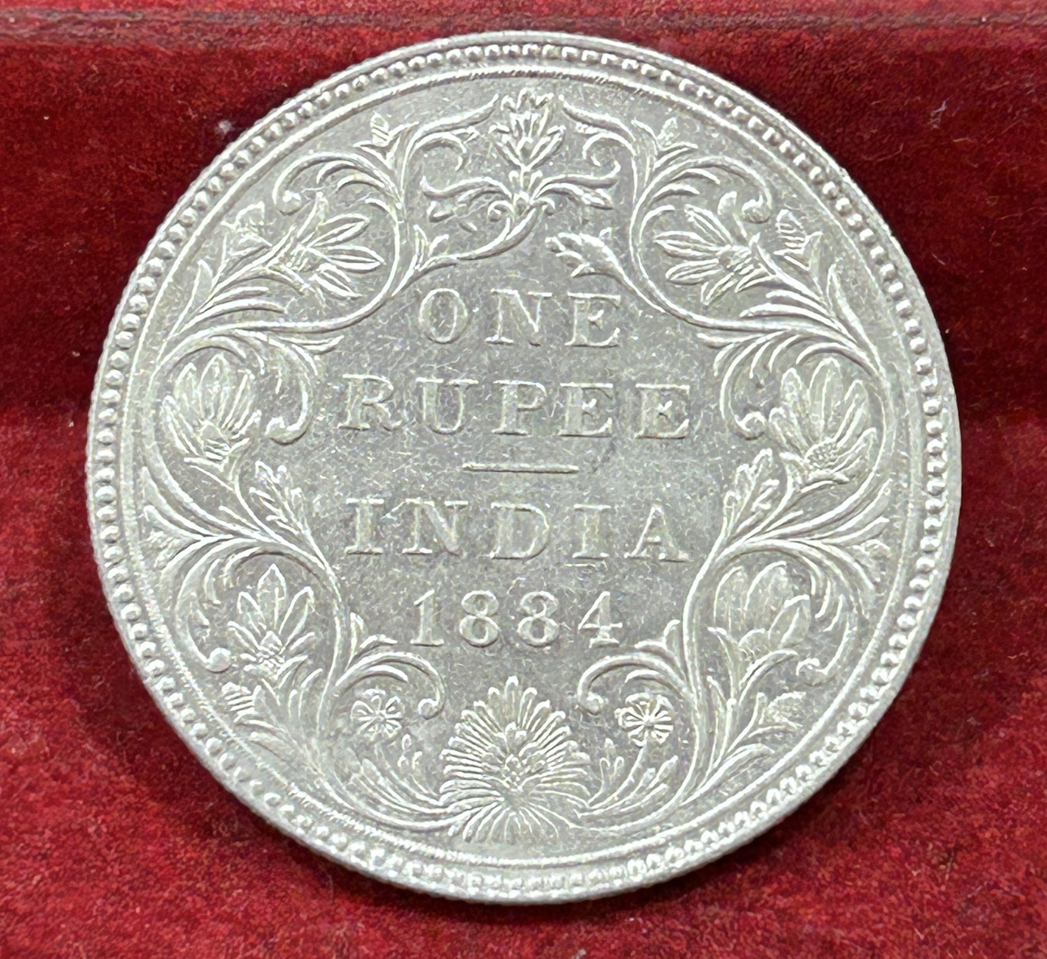 India - British 1 Rupee 1884 - Victoria Rare Silver UNC Coin #C-73