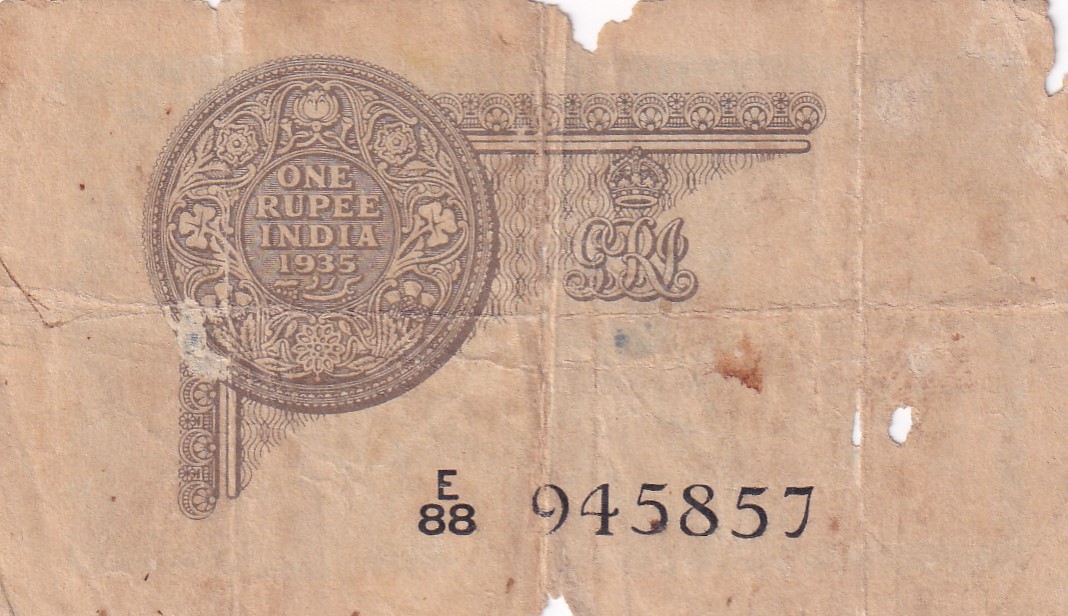 BRITISH-INDIA 1 RUPEES 1935 GEORGE V GOVERNOR J. W. Kelly RARE NOTE (CONDIITON AS PER IMAGE) - Image 2