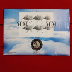 Alternative view of Extremely Rare Queen Elizabeth Five Pounds ANNO DOMINI 1999-2000 GMT Proof Coin Royal Mint