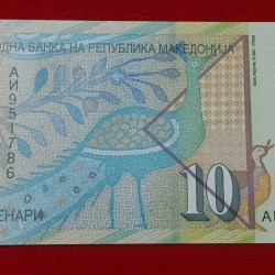 Macedonia 10 Denar PLASTIC NOTE ENDING 786 GEM UNC CONDITION NOTE