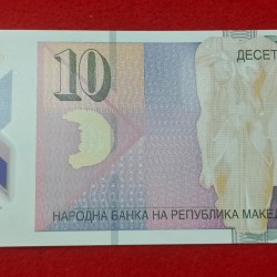 Alternative view of Macedonia 10 Denar PLASTIC NOTE ENDING 786 GEM UNC CONDITION NOTE