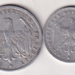 Alternative view of Germany 2 Different Denomination 500 mark and 200 mark 1923 old ishu Rare (2 Coin) Set#N-471