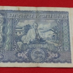Alternative view of 100 RUPEES NOTE GOVERNOR B. N. ADARKAR RELEASED DATE 24TH AUGUST 1970