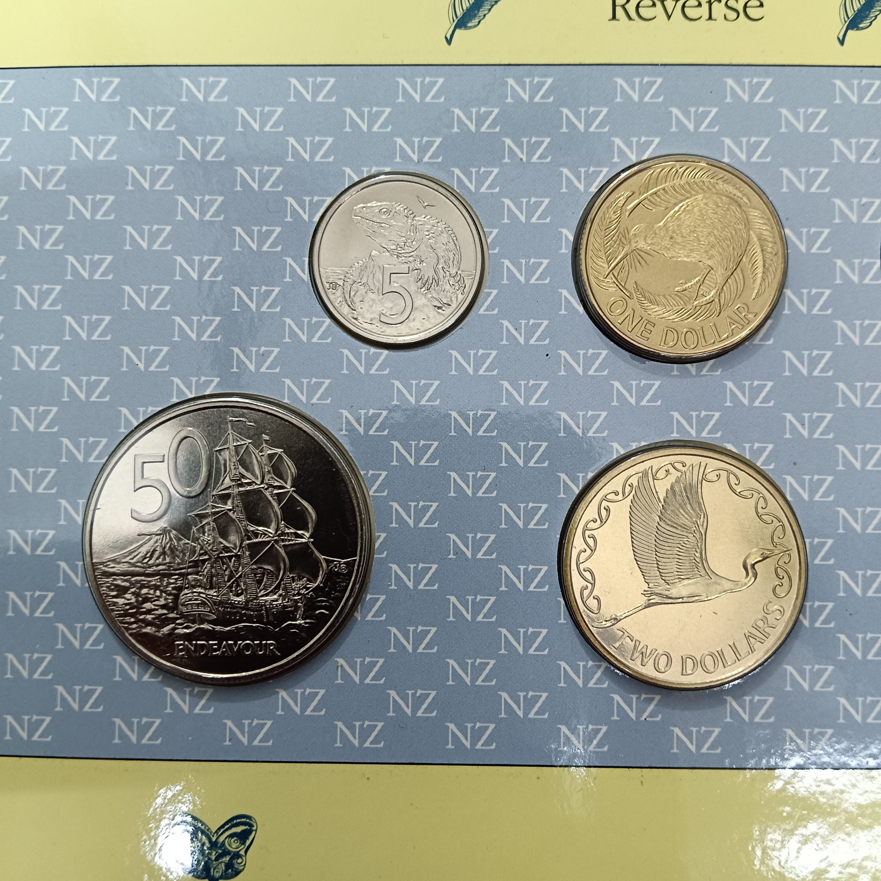 Ex Rare Proof Coin New Zealand Captain Cook's Endeavour Brilliant Uncirculated Coin Set Year 1990 Issue By Royal New zealand Mint