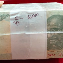 5 Rupees Gandhi Governor D.Subbarao RBI Sealed 1000 Note Pack RIM