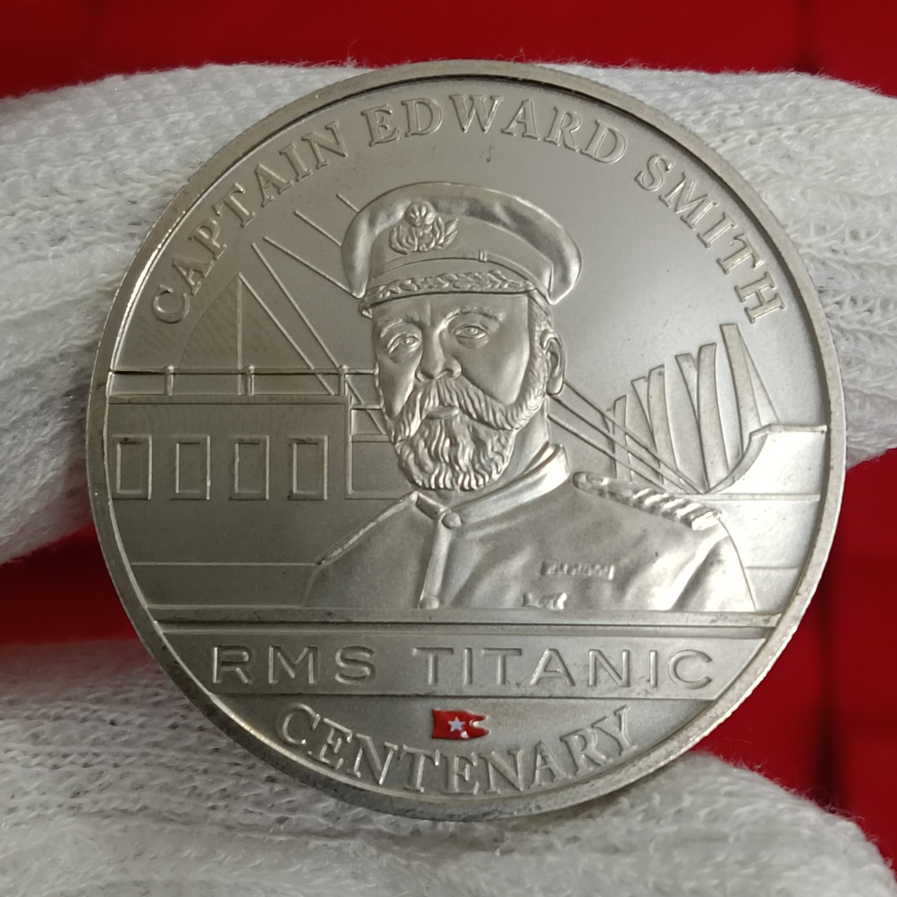 Rare Queen Elizabeth One Dollar RMS Titanic Centenary Captain Edward Smith Proof Coin 2012 Year Cook Islands