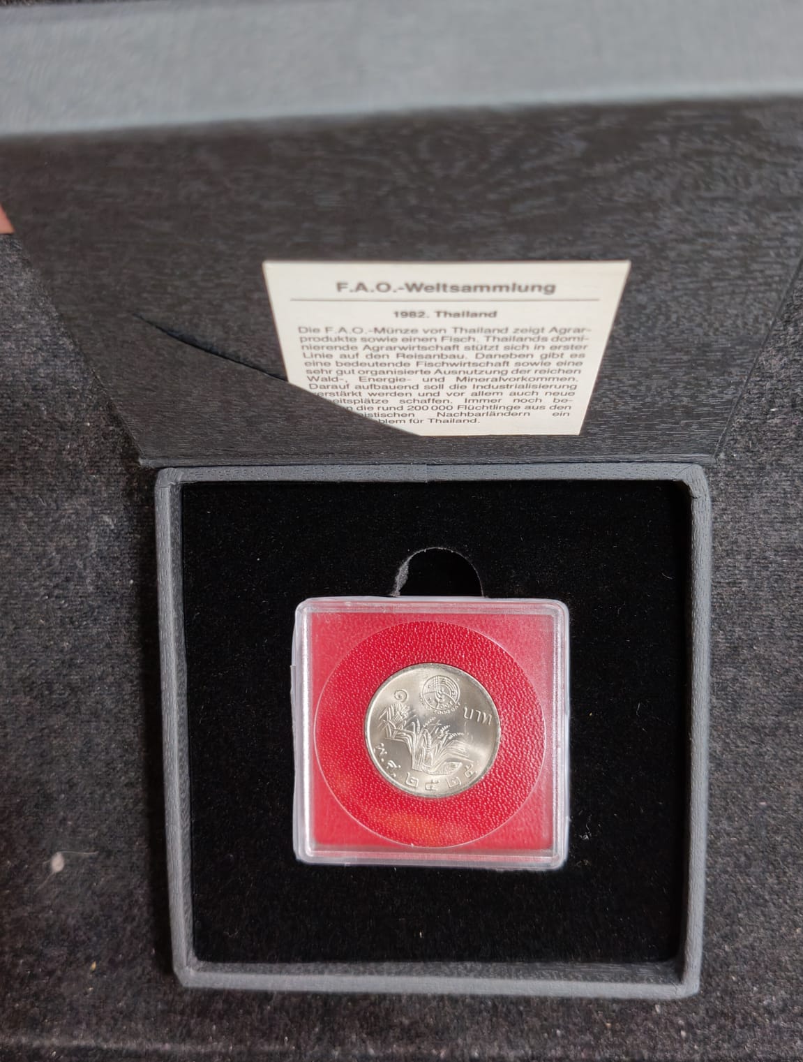 Thailand 1 Baht - Rama IX FAO 1982 Commemorative Coin With Beautiful Box