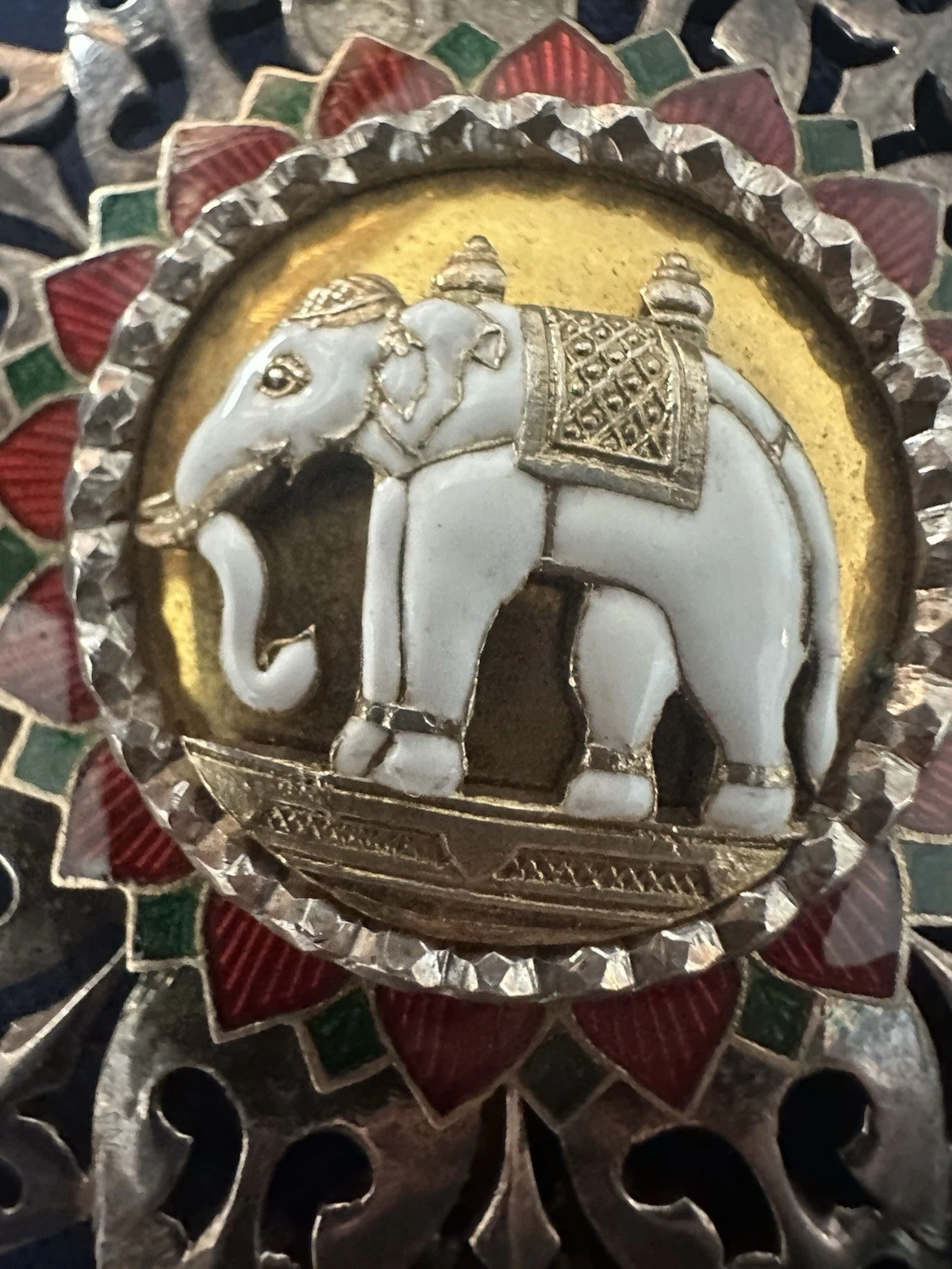 Thai Order Of The White Elephant Badge 2nd Class Knight Commander Rare SILVER Beautiful Medal with Wooden Box