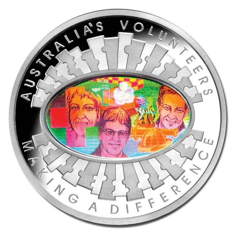 Australia 5 Dollars 2003 - Elizabeth II- Hologram "Finale" - Australia's Volunteers {Silver (.999) Weight-36.31} Coin Royal Australian Mint Issue with wooden box and certificate - Image 4