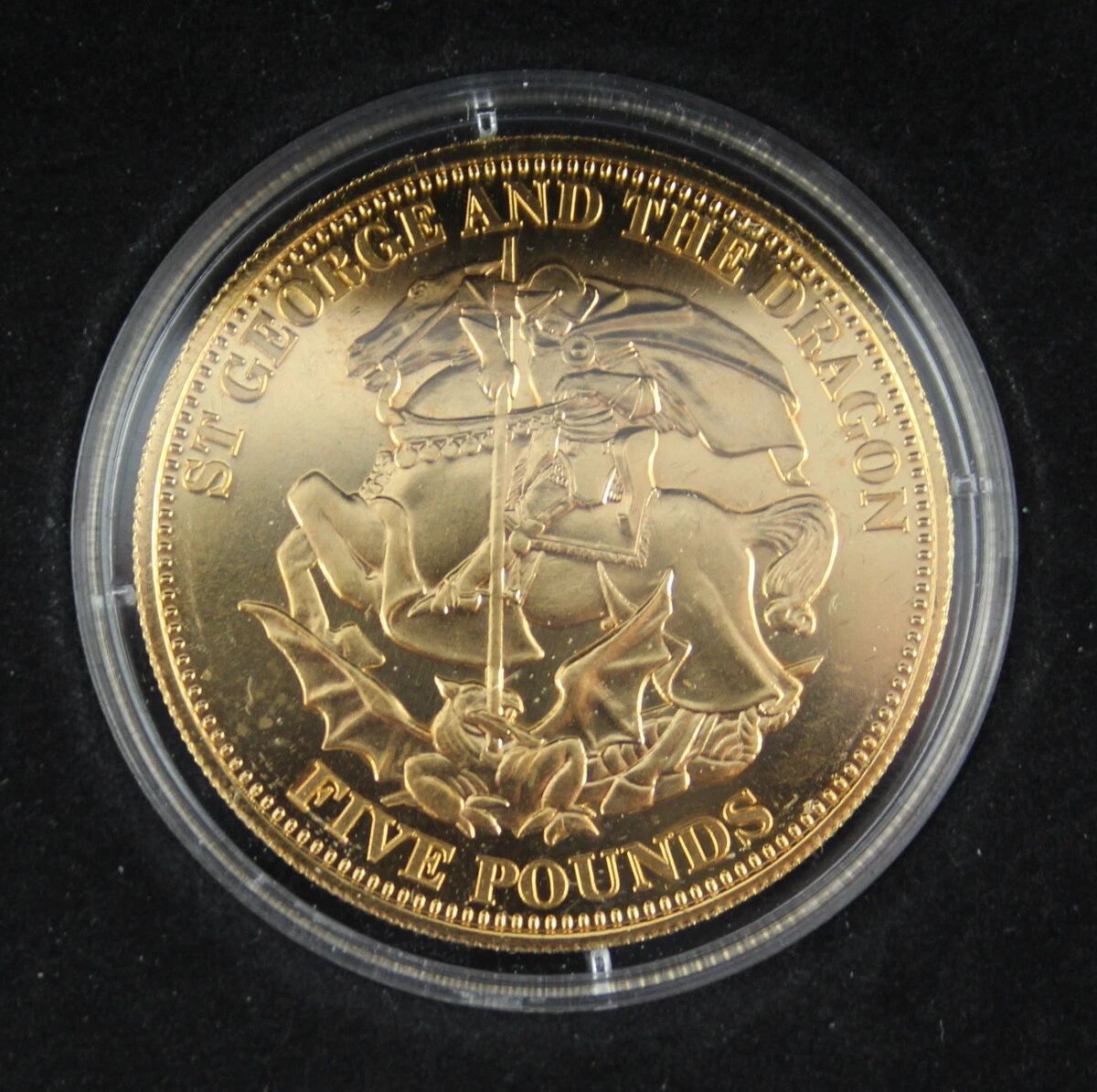 United Kingdom 5 Pounds 2012 - Elizabeth II Saint George and the dragon; gold plated Rare Coin with Wooden Box