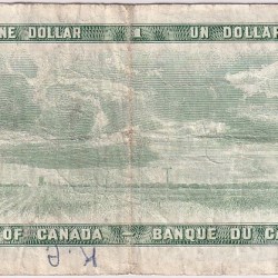 Alternative view of Queen Elizabeth II1 Dollar 1967 Canada Fine Condition Note #4