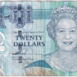 Fiji 20 Dollar Queen Elizabeth II 2007 Year Banknote Rare #2