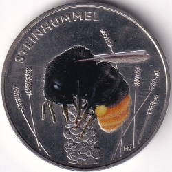 5 Euros Red Tailed Bumblebee Copper Nickel Colored Coin Rare