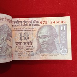 Alternative view of Ten Rs Old Rare Gandhi Bundle Governor d.subarao Unc Condition 2009 Year Reserve Bank of India 248801