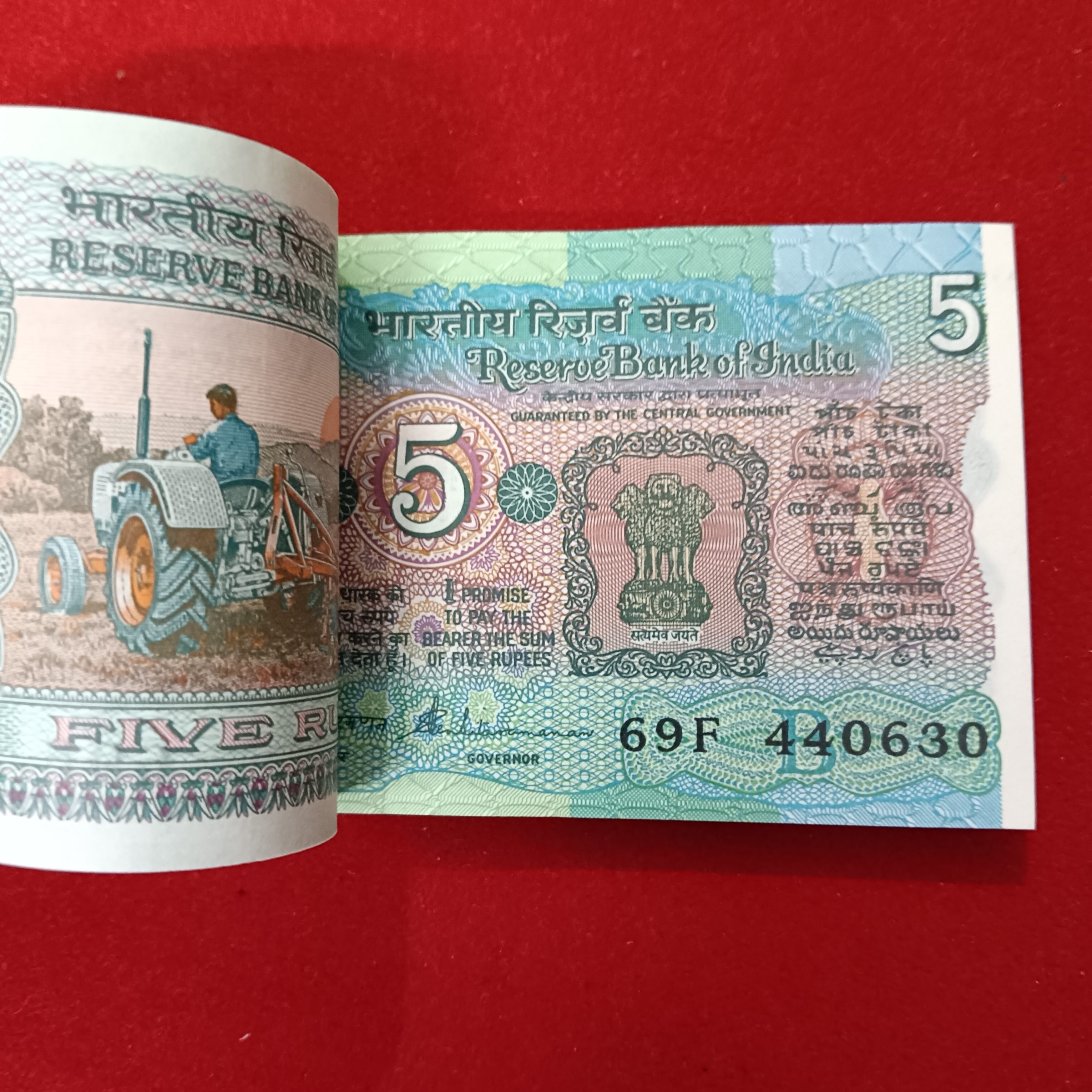 Five Rs Rare Tractor Full Serial Bundle Governor S.Venketraman Unc Condition Reserve Bank of India 440601 - Image 3