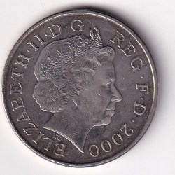 Alternative view of United Kingdom 5 Pounds 2000 (Elizabeth II Queen Mother 100th Birthday) UNC Commemorative Coin
