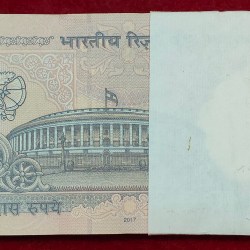Alternative view of 50 RUPEESOLD ISSUE GOVERNOR URJT PATEL RARE GEM UNC SERIAL PACKET ( TELESCOPE NUMBER )