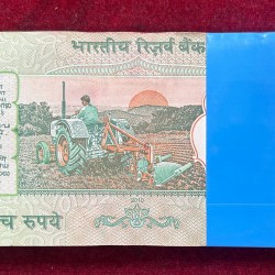 Alternative view of 5 RUPEES (GANDHI) GOVERNOR D.SUBBA RAO RARE (100 NOTE) SERIAL PACKET