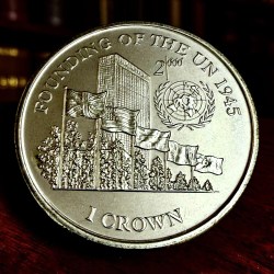 Alternative view of 1 Crown Elizabeth II Founding of the UN 1945 Unique and Rare