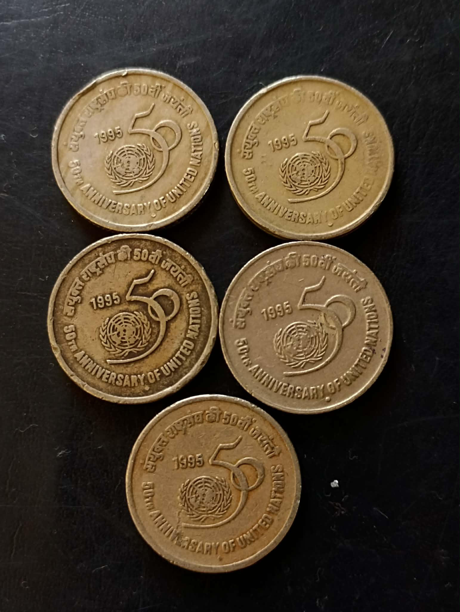 Republic India Denominaton 5₹ Metal copper nickel Same and similar piece available