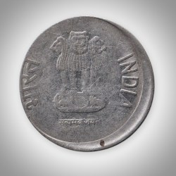 Alternative view of Error 2 Rupees 2013 Off-Centre Strike Shifting Plus Slightly Rotation Error Hyderabad Mint Republic India Coin