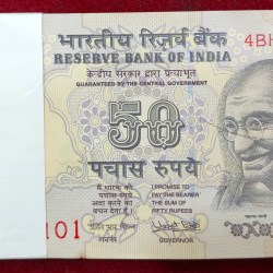 50 RUPEES OLD ISSUE GOVERNOR URJT PATEL RARE GEM UNC SERIAL PACKET ( TELESCOPE NUMBER )