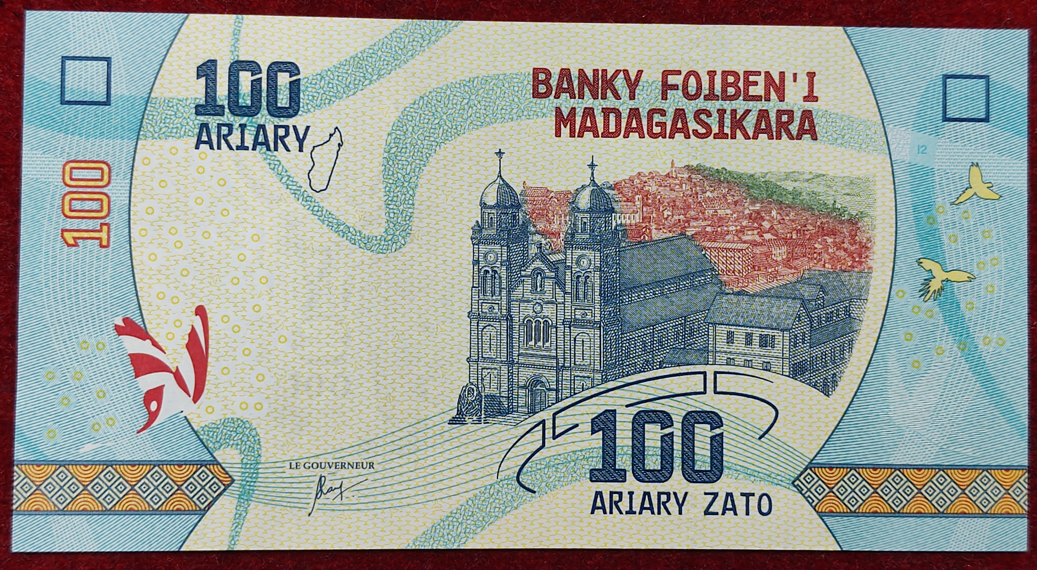 Madagascar 100 Ariary UNC Note With Fancy Number Ending 786