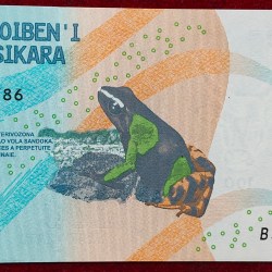 Madagascar 100 Ariary UNC Note With Fancy Number Ending 786
