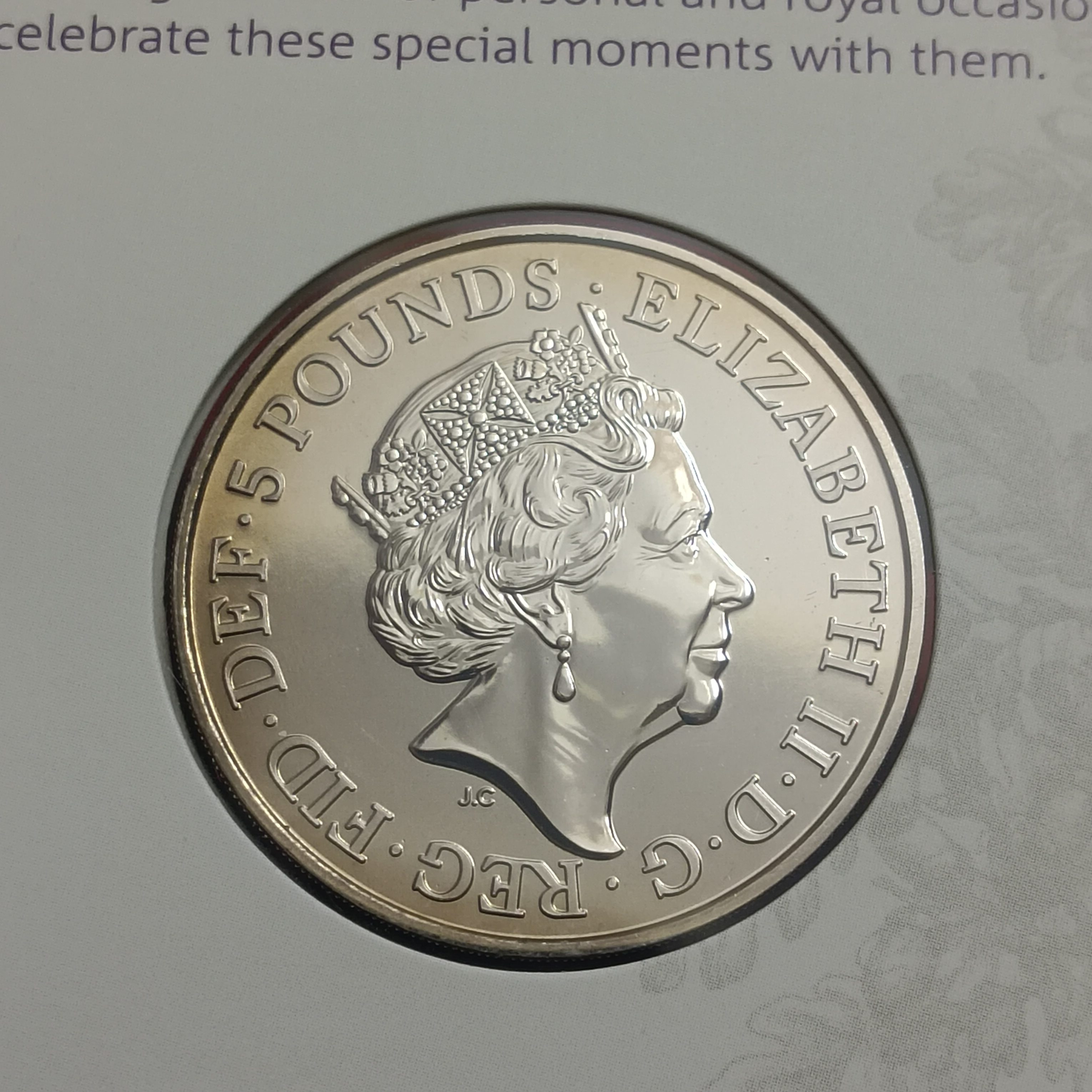 Extremely Rare UK £5 Brilliant Uncirculated Proof Coin celebrating four generations of the British royal family Year 2018 Issue The Royal Mint