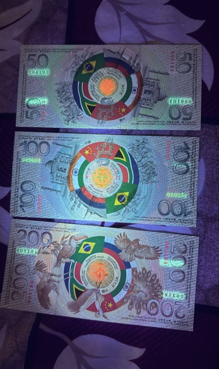 Extremely Rare Notes Issued Top 5 World Power Singed Bond Against Dollar Trade Bricks Test Banknote Series Singed Issued By Russia 50 100 and 200 Notes 3 Pcs Set Issued By The Bricks Nations