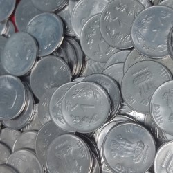 Alternative view of ONE RUPEE COIN NOIDA MINT YEAR 1917 GEM UNC CONDITION 100 PIECE LOT PRICE