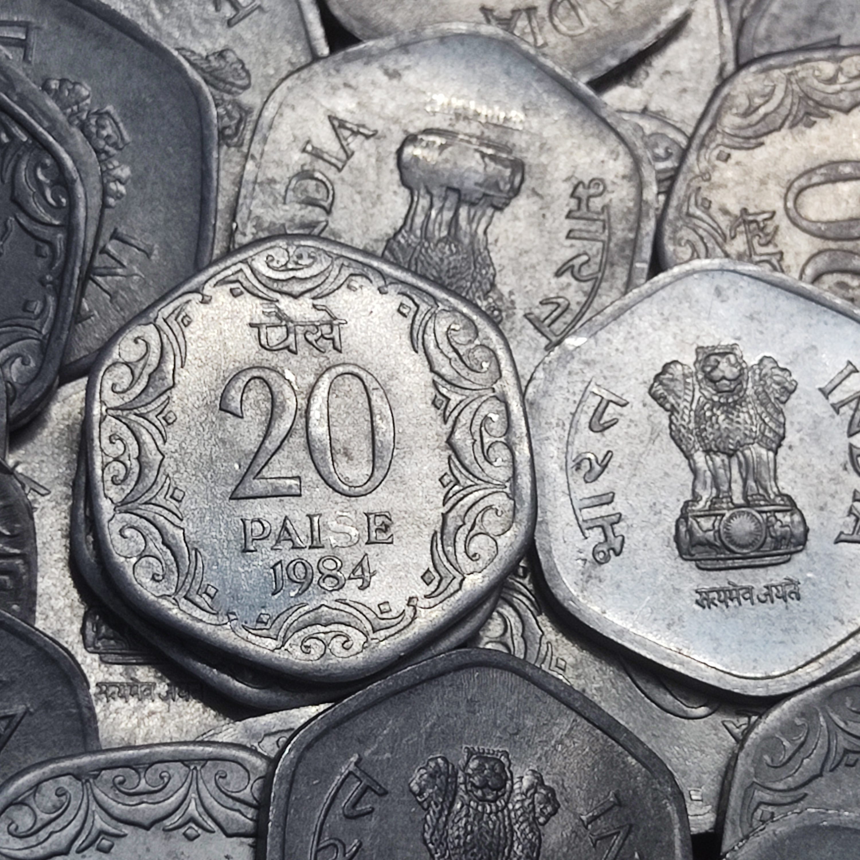 20 PAISA YEAR 1984 CALCUTTA MINT LOT OF 28 COIN PRICE