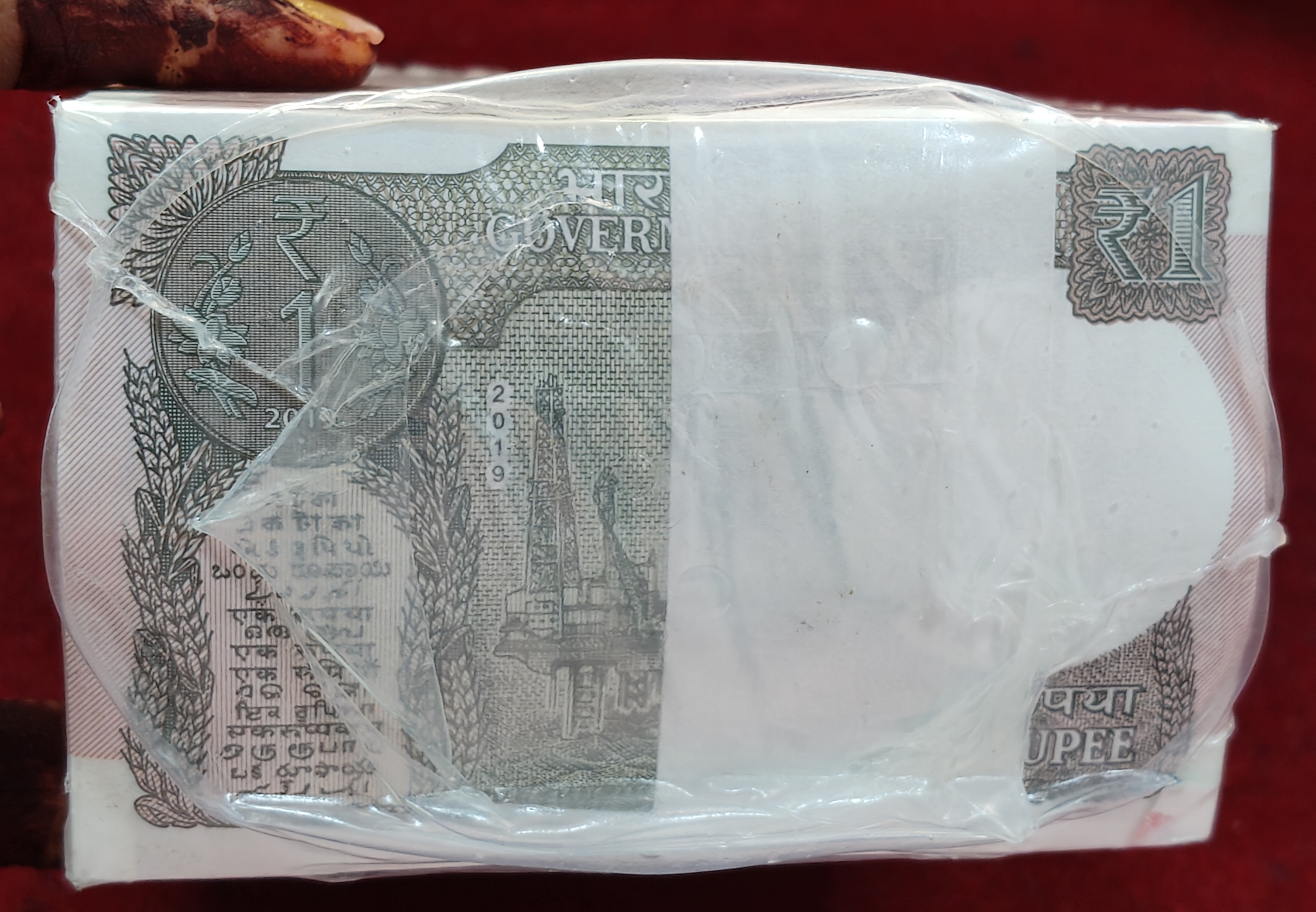768001 ( Full semi Fancy Number pack rim + 768768 ) 1 Rupees 2019 RBI Governor Subhash Garg Sealed 1000 note pack RIM