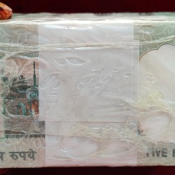 Alternative view of 5 Rupees Gandhi RBI Sealed 1000 note pack RIM