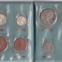 Alternative view of Souvenir Coin album Last issue Australian Currency first Issue Decimal Currency1966 ( 12 Coin Set ) Including 4 Silver Coin Rare Folder Set