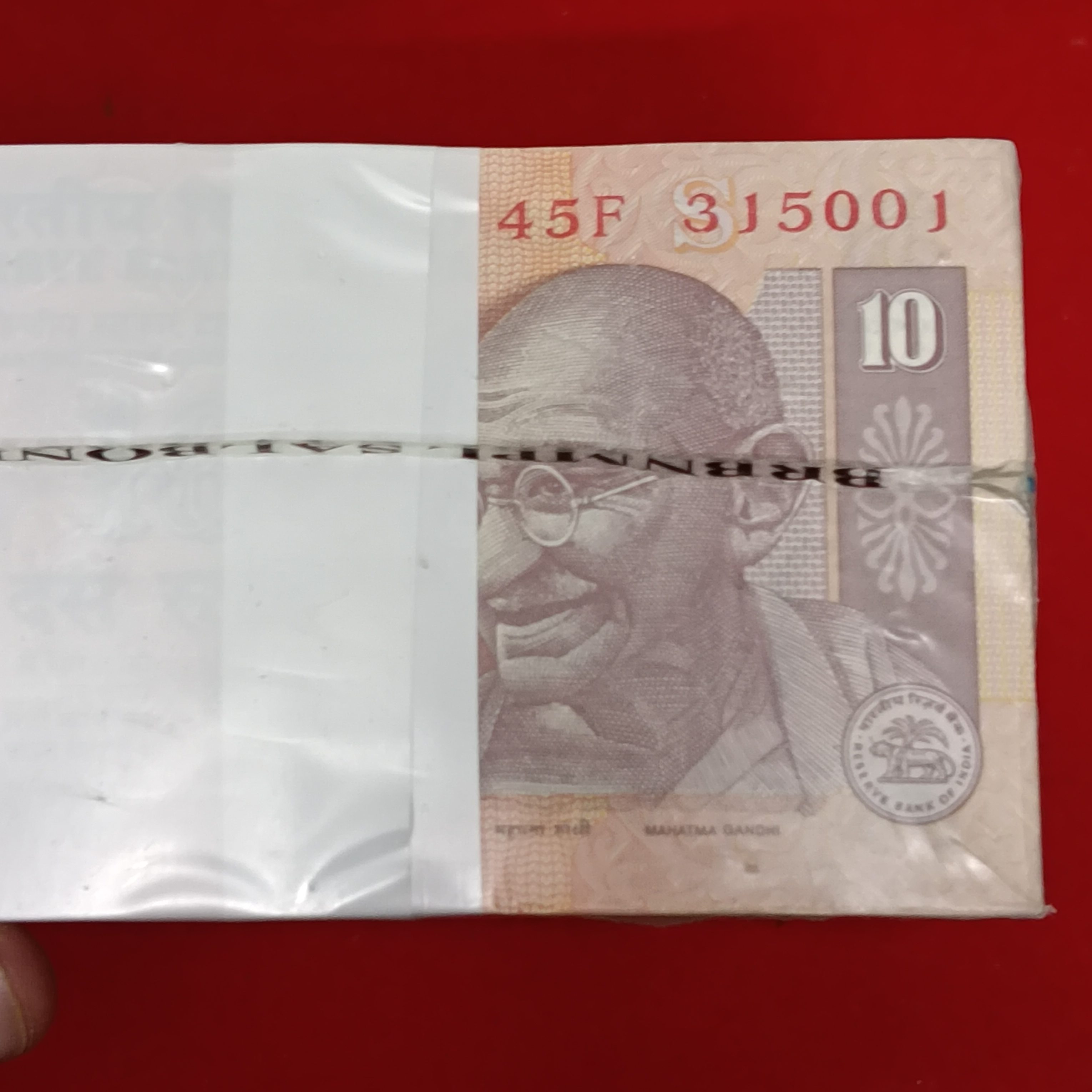 Ten Rs Old Rare Rim Full Bundle Governor D.Subaarao Gem Bunc Condition RBI Sealed Packed Year Republic of India - Image 2