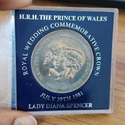 United Kingdom 25 New Pence 1981 - Elizabeth II Royal Wedding Rare Commemorative UNC Coin #A-9