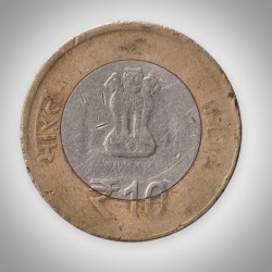 Alternative view of Rare 10 Rupees 2015 International Day of Yoga Commemorative Calcutta Mint Republic India Coin # A292