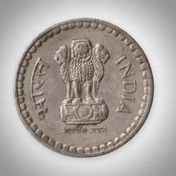 Alternative view of Rare 5 Rupees 2002 Republic of India Calcutta Mint Coinage India Coin # A161