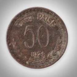 Rare 50 Paise 1974 Republic of India Bombay Mint Copper Nickel Coinage India Coin # A036
