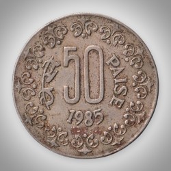 Rare 50 Paise 1985 Calcutta Mint Republic of India Coinage Fine Condition India Coin # A038